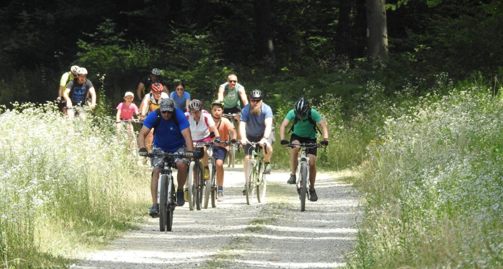 CROZ Gravel Cycling event group