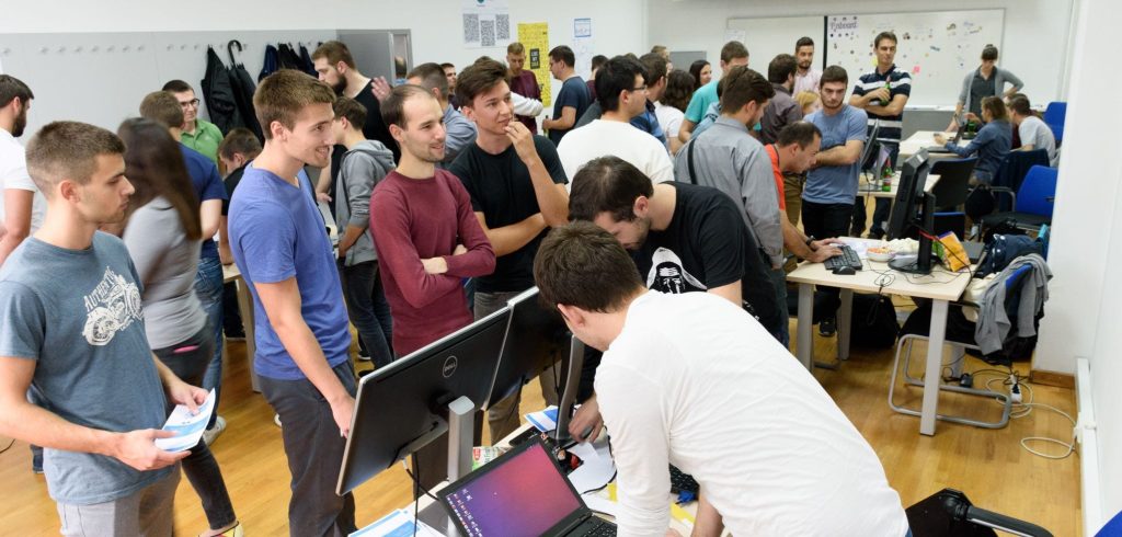Students Show Off at CROZ