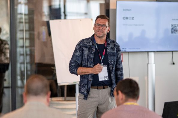 Armin Kramer holding a session